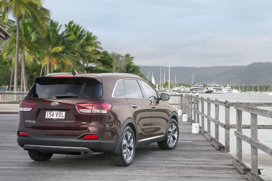  Kia Sorento 2015 года  (AU) (фото 17 из 24)